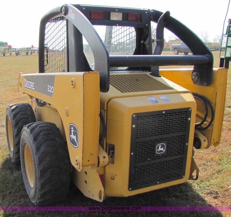 image for item A5163 2005 John Deere 320 skid loader