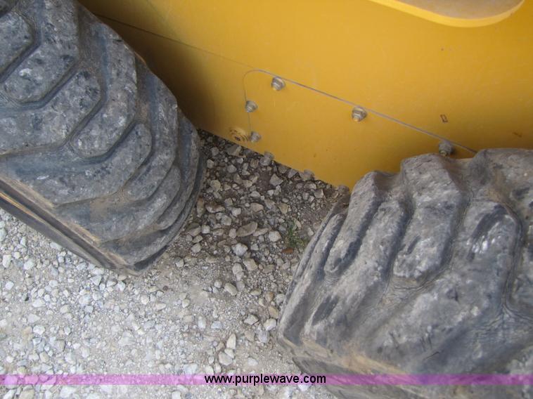 image for item A5163 2005 John Deere 320 skid loader