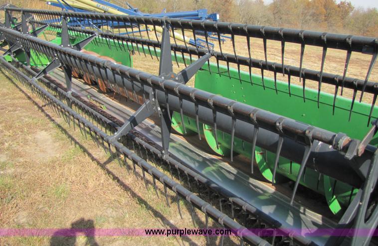 image for item A5164 John Deere 925F header
