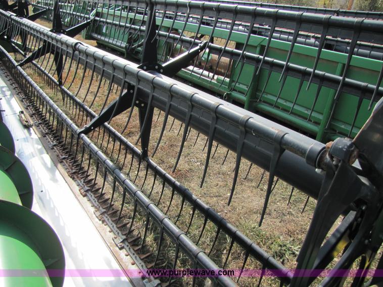 image for item A5164 John Deere 925F header