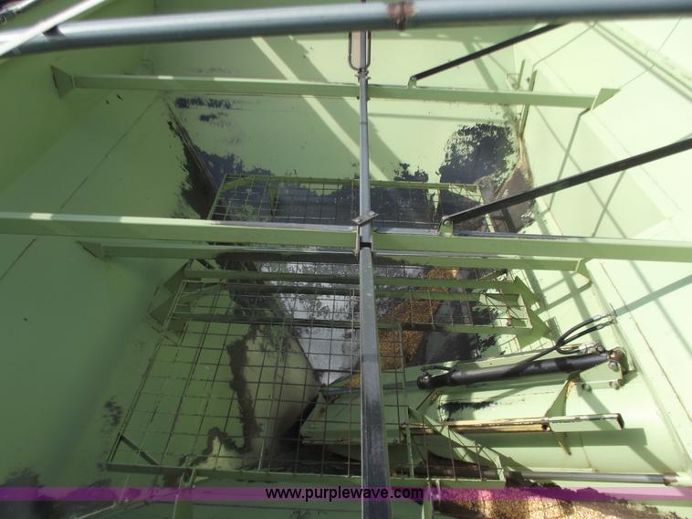 image for item A5357 Orthman 1096 grain cart