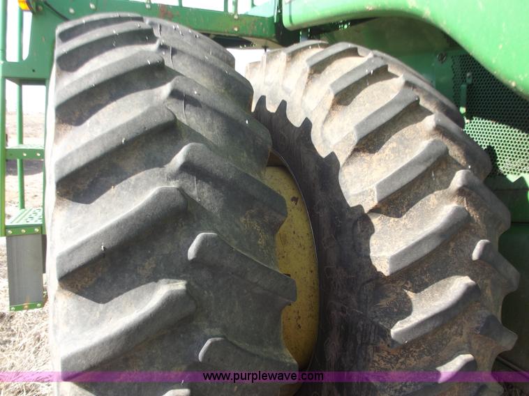 image for item A5359 2004 John Deere 9860 STS combine