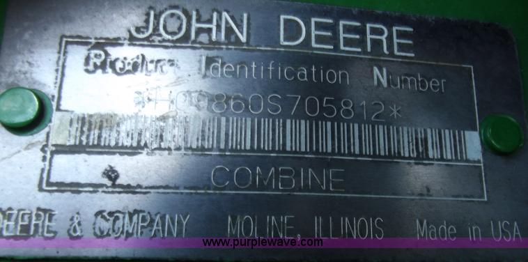 image for item A5359 2004 John Deere 9860 STS combine