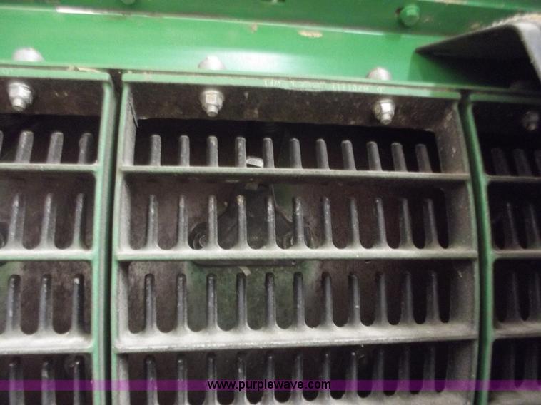 image for item A5359 2004 John Deere 9860 STS combine