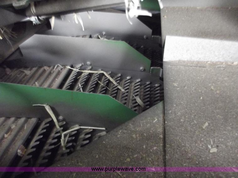 image for item A5359 2004 John Deere 9860 STS combine