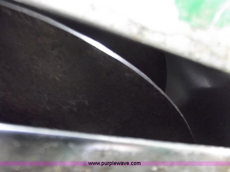 image for item A5359 2004 John Deere 9860 STS combine