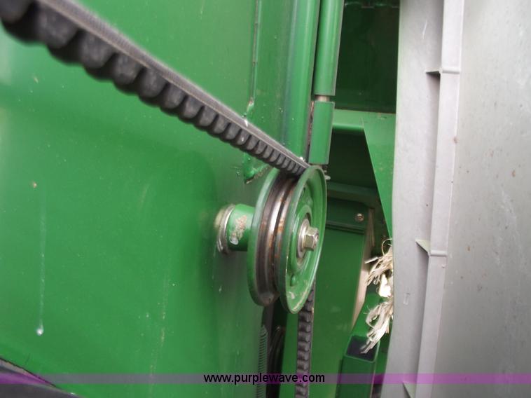 image for item A5359 2004 John Deere 9860 STS combine