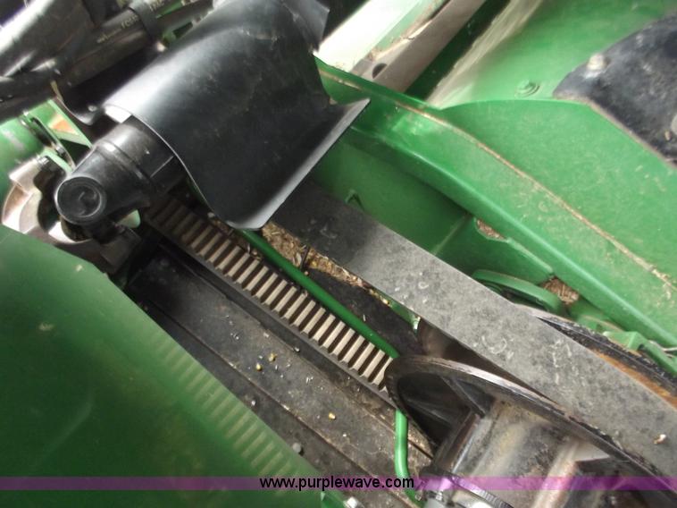 image for item A5359 2004 John Deere 9860 STS combine