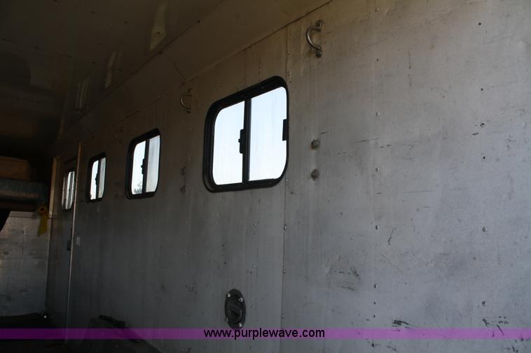 image for item A6528 1994 Sooner gooseneck horse trailer