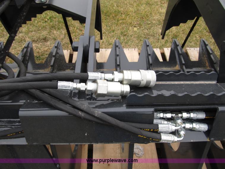image for item A8024 Stout XHD84 hydraulic brush grapple