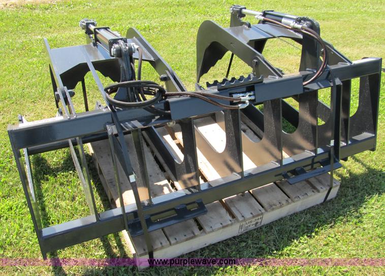 image for item A8025 Stout HDU72 hydraulic brush grapple