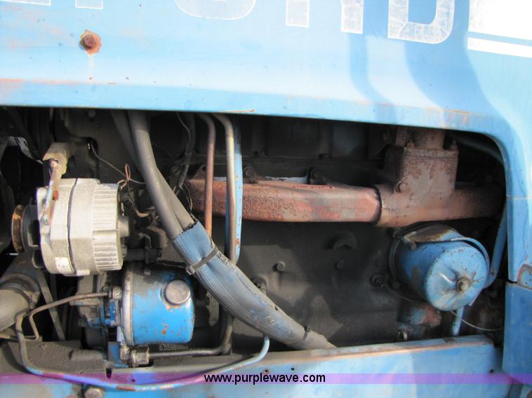 image for item B2004 1975 Ford 9600 tractor