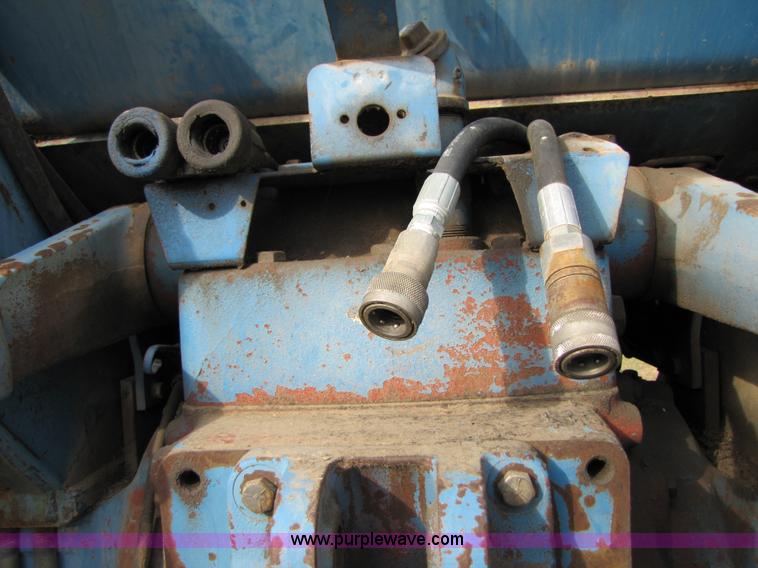 image for item B2004 1975 Ford 9600 tractor