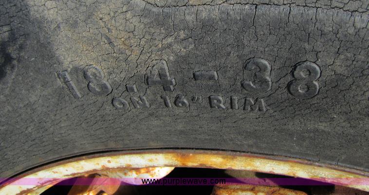 image for item B2004 1975 Ford 9600 tractor