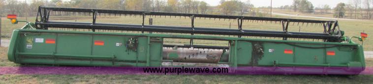 image for item B2005 2003 John Deere 930F 30' flex platform