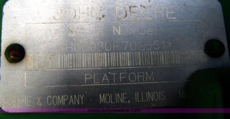 image for item B2005 2003 John Deere 930F 30' flex platform