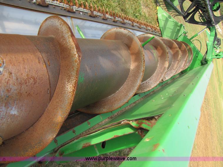 image for item B2005 2003 John Deere 930F 30' flex platform