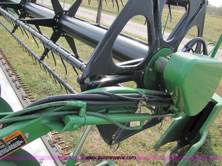 image for item B2005 2003 John Deere 930F 30' flex platform