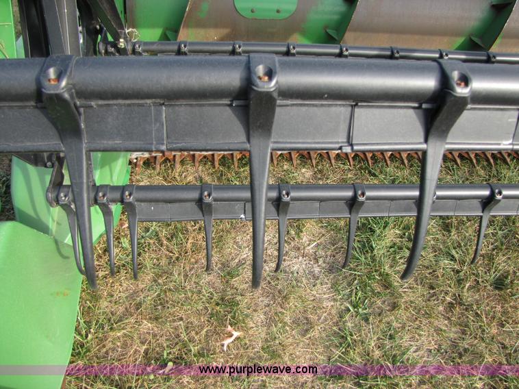 image for item B2005 2003 John Deere 930F 30' flex platform