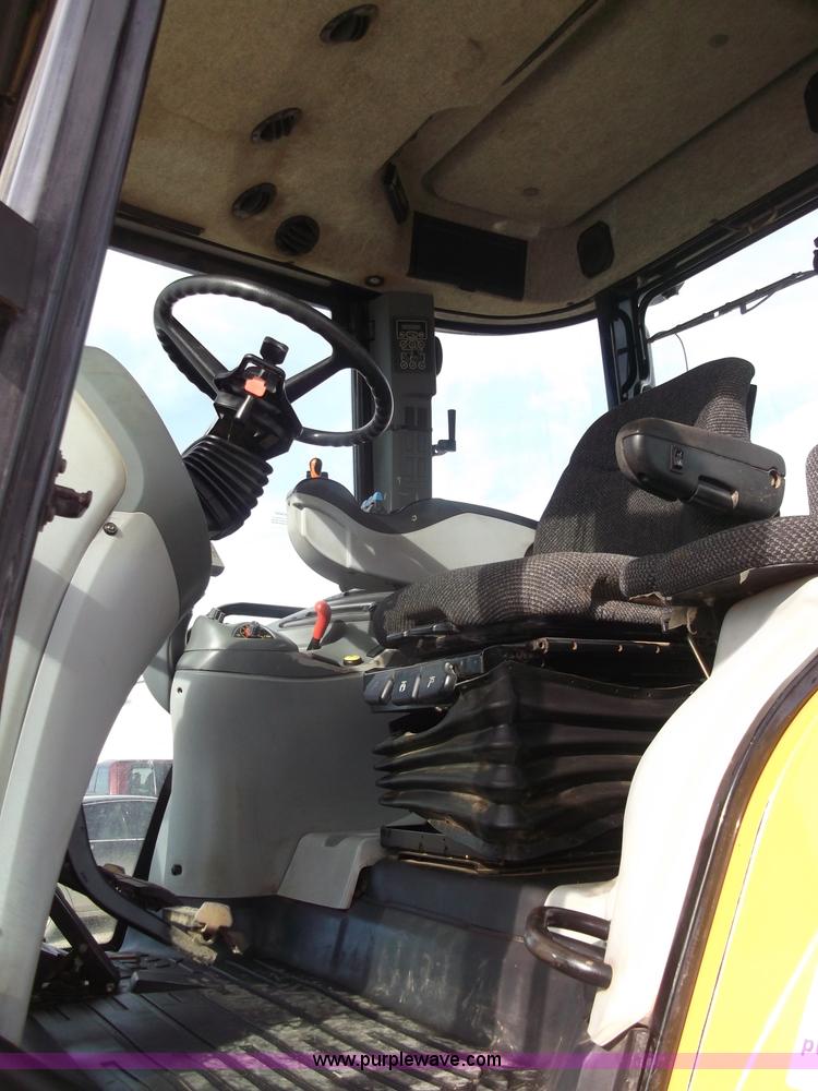 image for item B5063 2007 Challenger MT665B MFWA tractor