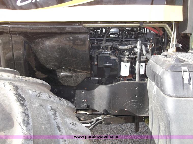 image for item B5063 2007 Challenger MT665B MFWA tractor