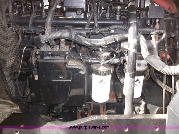 image for item B5063 2007 Challenger MT665B MFWA tractor