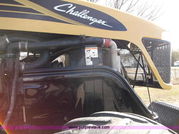 image for item B5063 2007 Challenger MT665B MFWA tractor