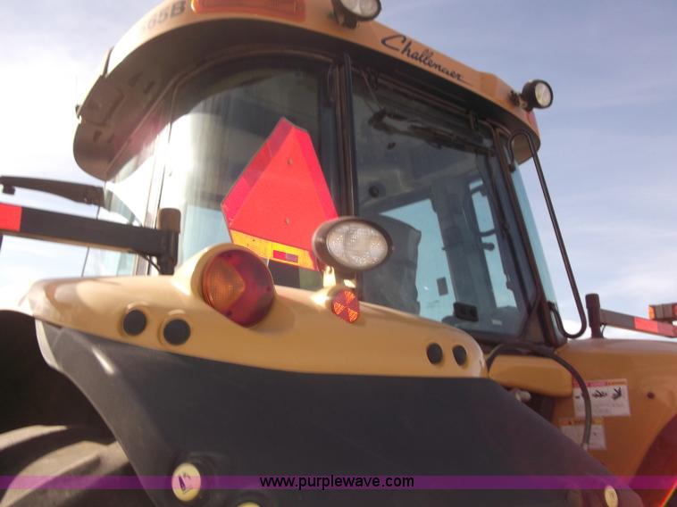 image for item B5063 2007 Challenger MT665B MFWA tractor