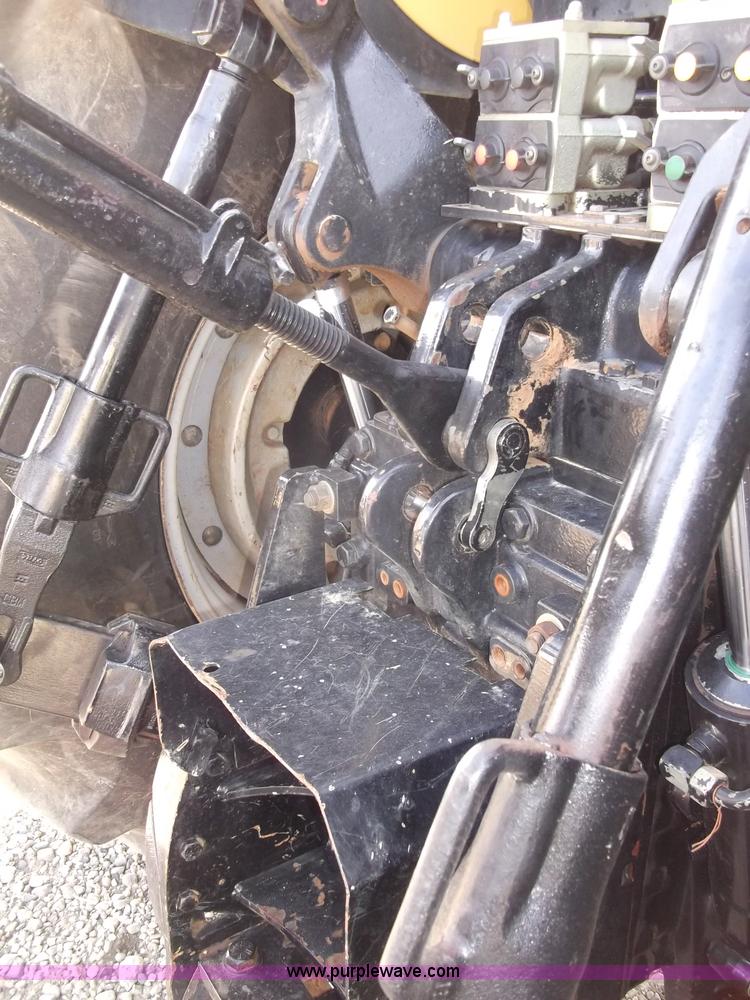 image for item B5063 2007 Challenger MT665B MFWA tractor