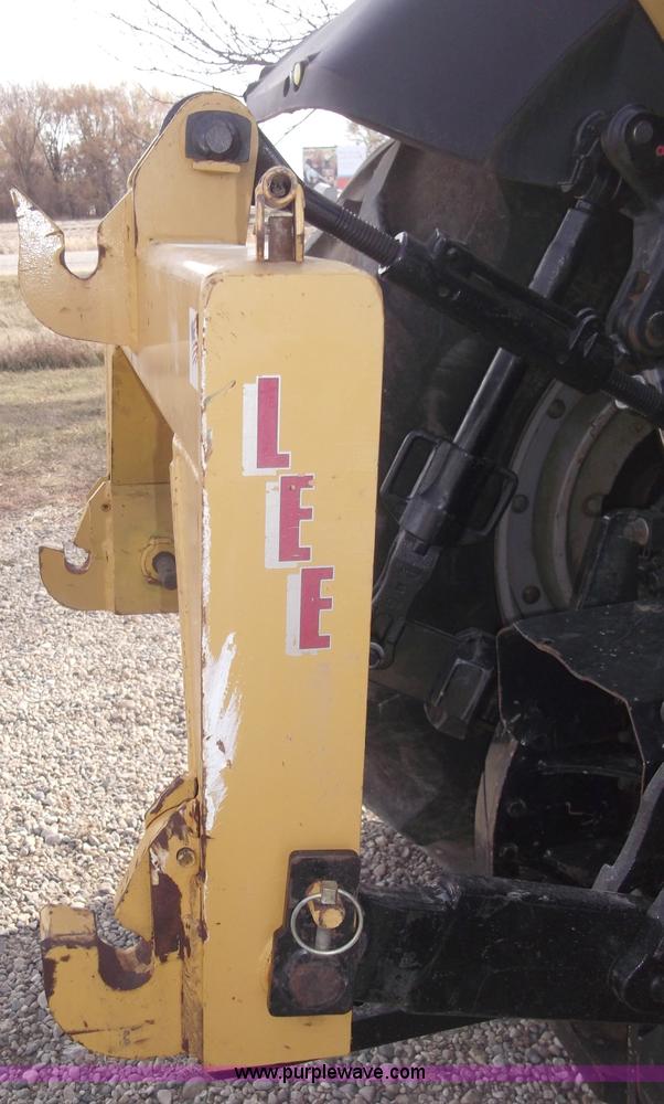 image for item B5063 2007 Challenger MT665B MFWA tractor