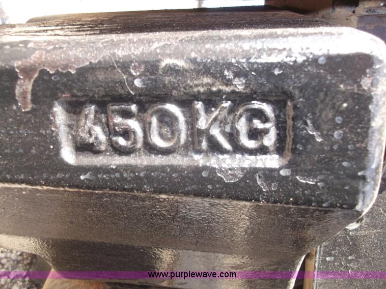 image for item B5063 2007 Challenger MT665B MFWA tractor