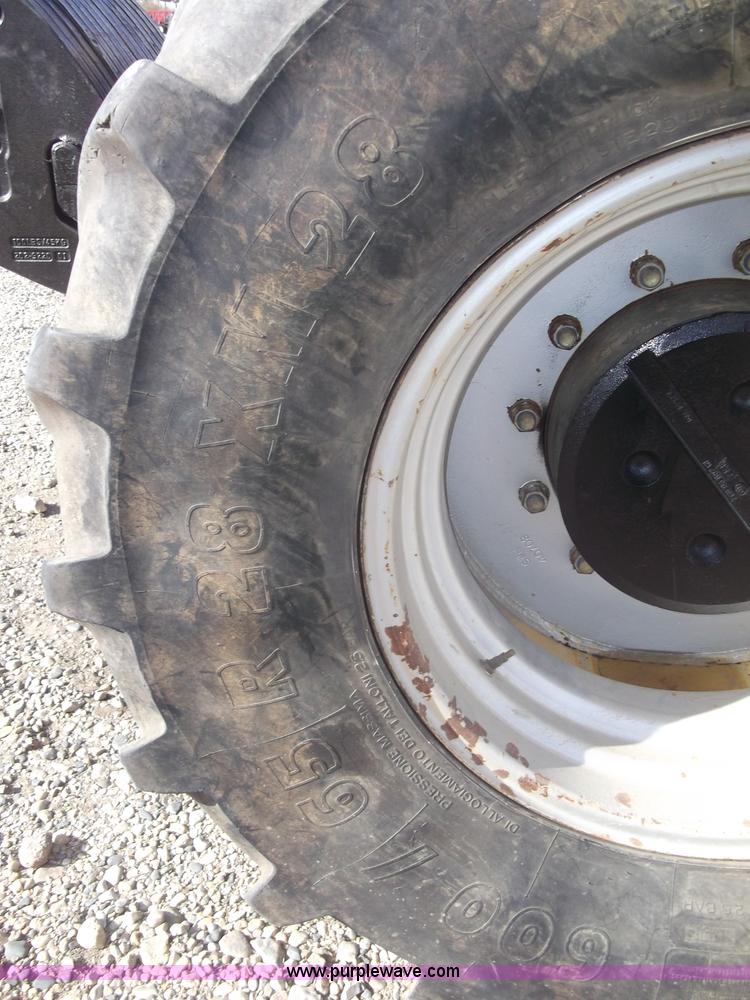 image for item B5063 2007 Challenger MT665B MFWA tractor