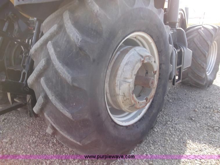 image for item B5063 2007 Challenger MT665B MFWA tractor