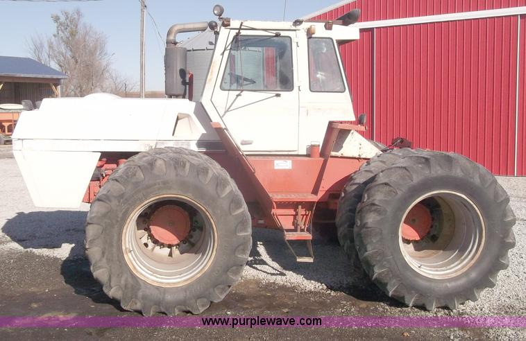 image for item B5067 1977 Case 2870 4WD tractor