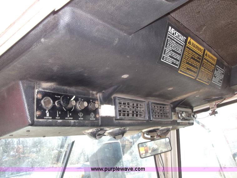 image for item B5067 1977 Case 2870 4WD tractor