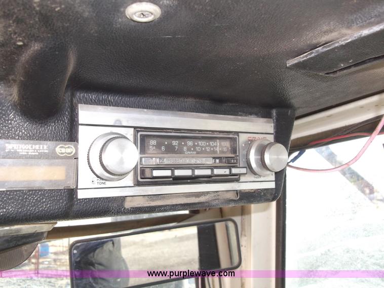 image for item B5067 1977 Case 2870 4WD tractor