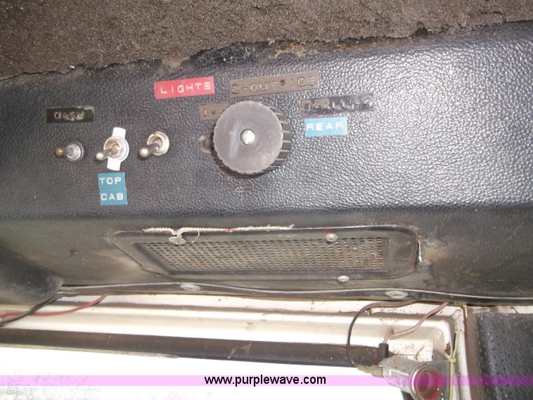 image for item B5067 1977 Case 2870 4WD tractor