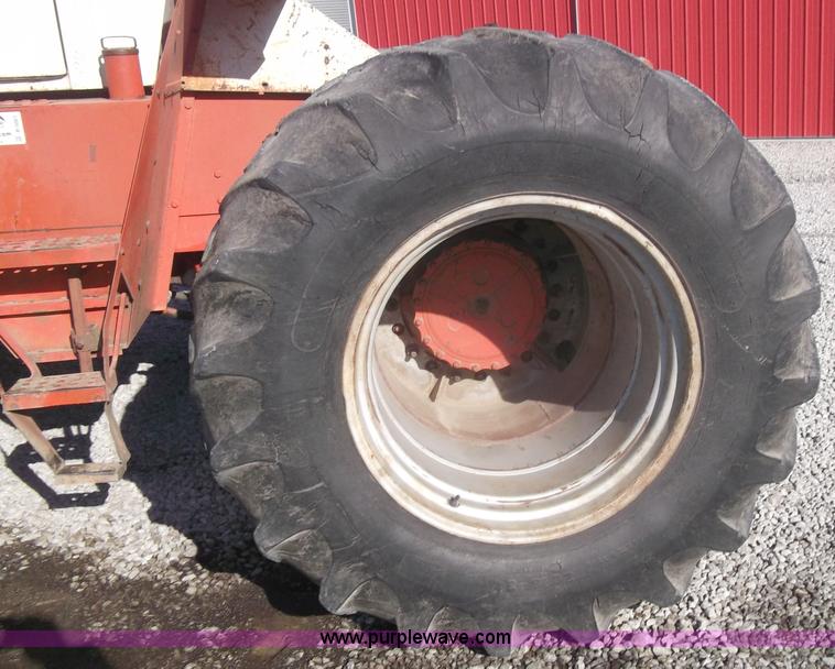 image for item B5067 1977 Case 2870 4WD tractor