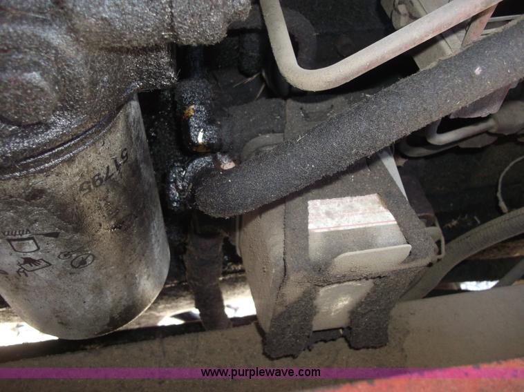 image for item B5068 1976 Allis Chalmers 7060 tractor