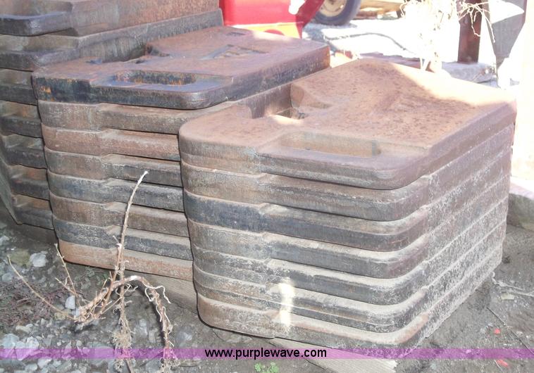 image for item B5068 1976 Allis Chalmers 7060 tractor