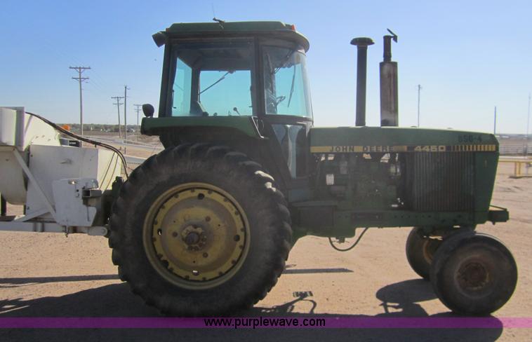 image for item B5531 1988 John Deere 4450 tractor