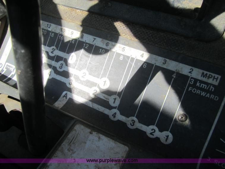 image for item B5531 1988 John Deere 4450 tractor