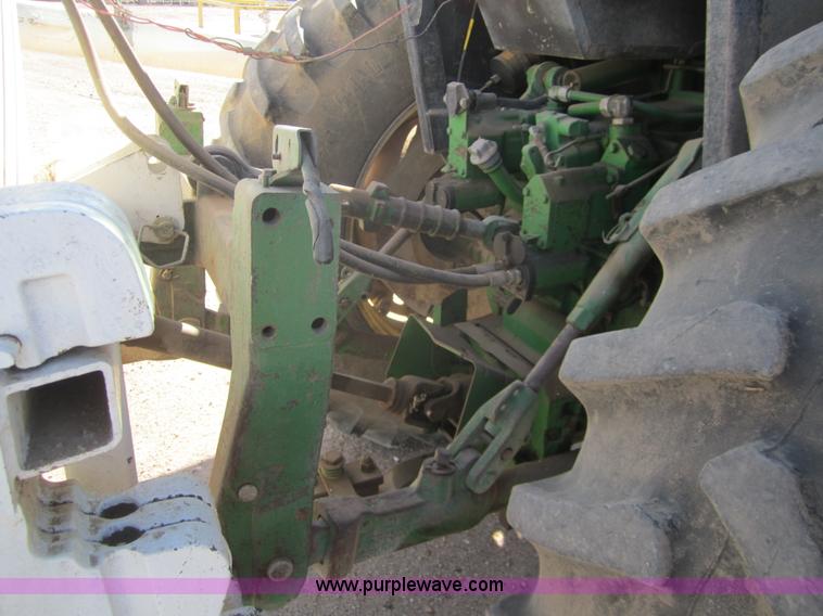 image for item B5531 1988 John Deere 4450 tractor