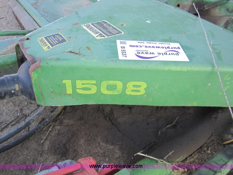 image for item B5537 John Deere 1508 15' mower