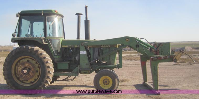 image for item B5540 1980 John Deere 4440 tractor with loader