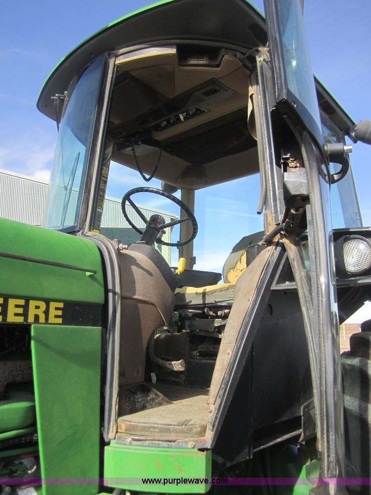 image for item B5549 1990 John Deere 4555 MFWD tractor