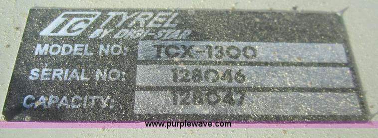 image for item B5553 1989 International S1900 feed truck