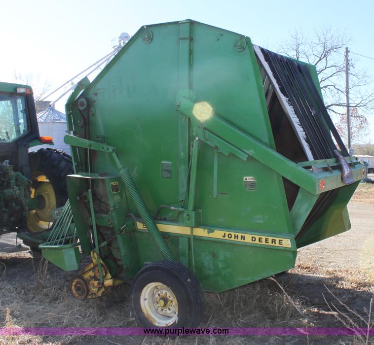 image for item B8675 1980 John Deere 510 round baler
