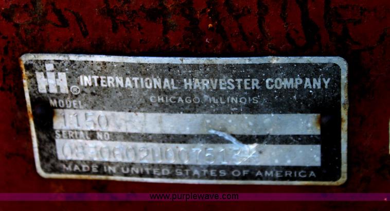image for item B8676 International Harvester 1150 grinder/mixer