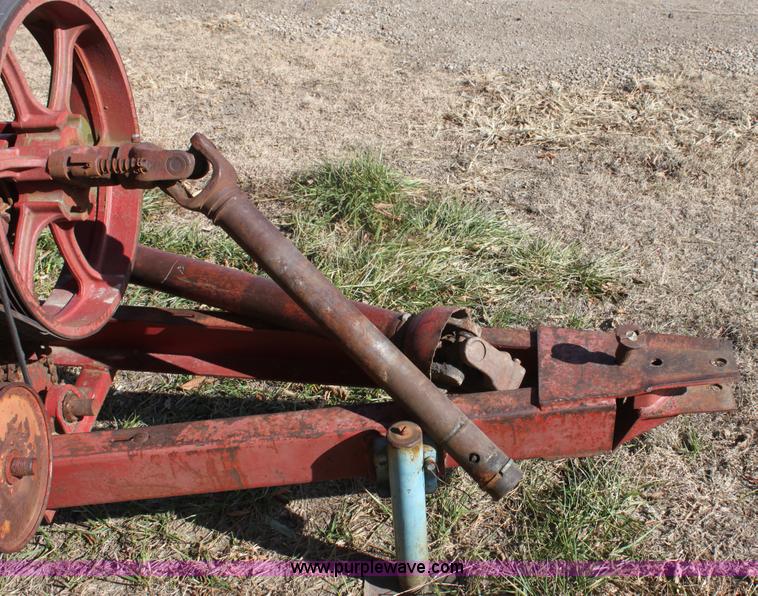 image for item B8676 International Harvester 1150 grinder/mixer